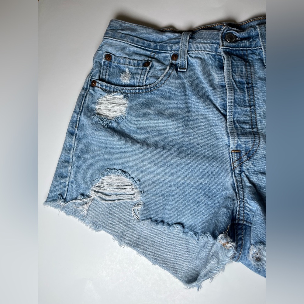 Levi's Jean Short Size W27 - Picture 3 of 14